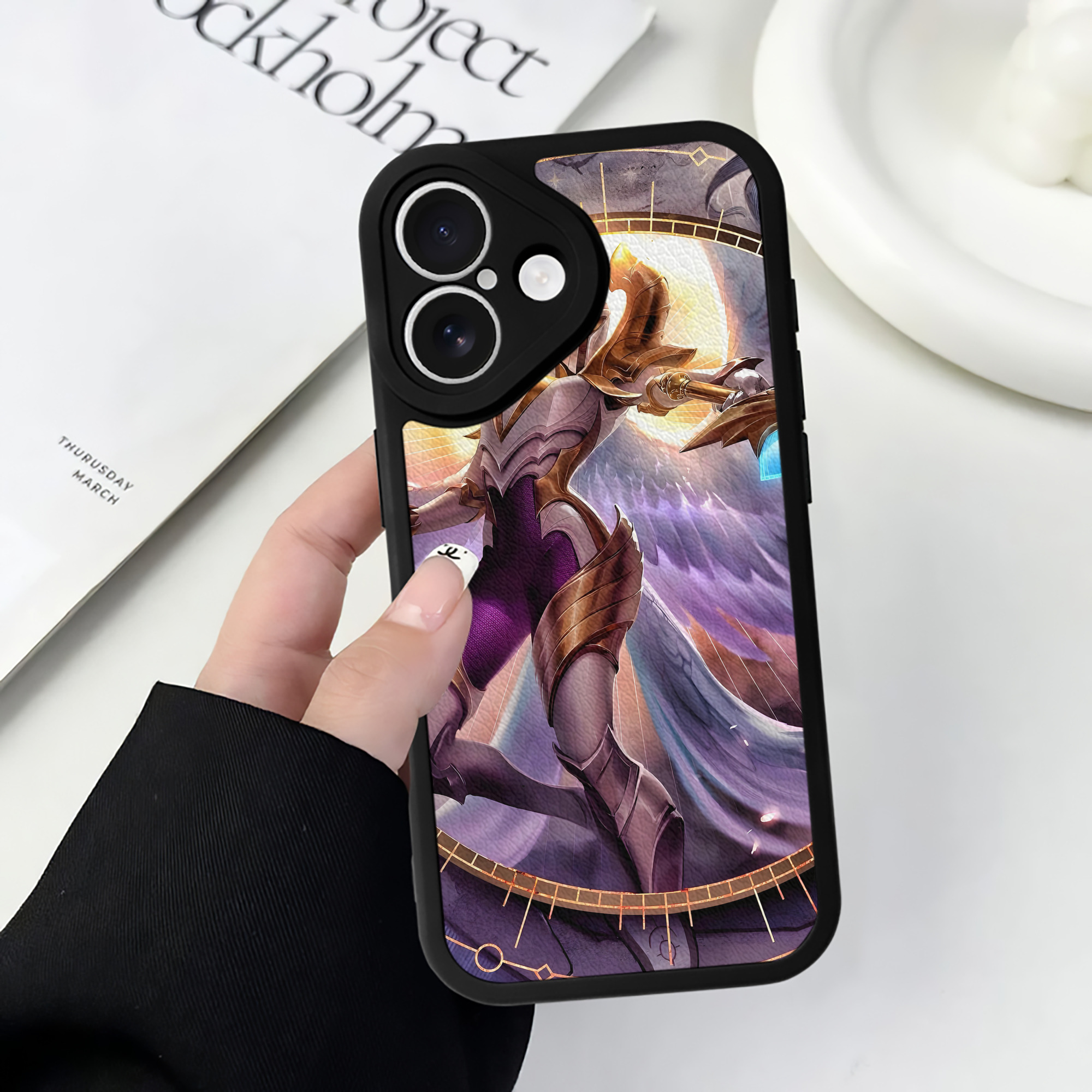 リーグ・オブ・レジェンド League of Legends LOL 【iPhone 16シリーズ対応】シリコンスマホケース（レザー調） 材質：シリコン